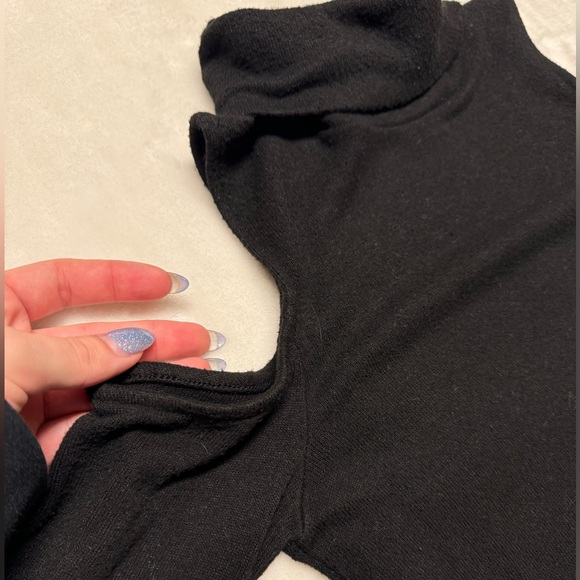 American Eagle - soft, black, shoulder-less, long-sleeve dress - Picture 2 of 3